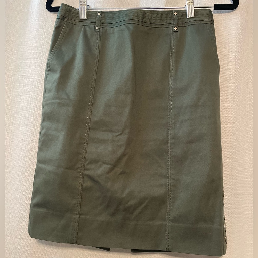 WHBM skirt Army green with gold accents size 2